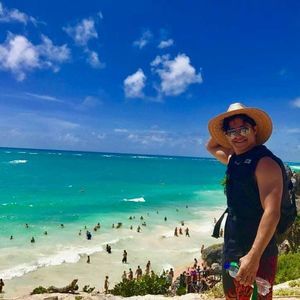 Meet your Posher, Adam